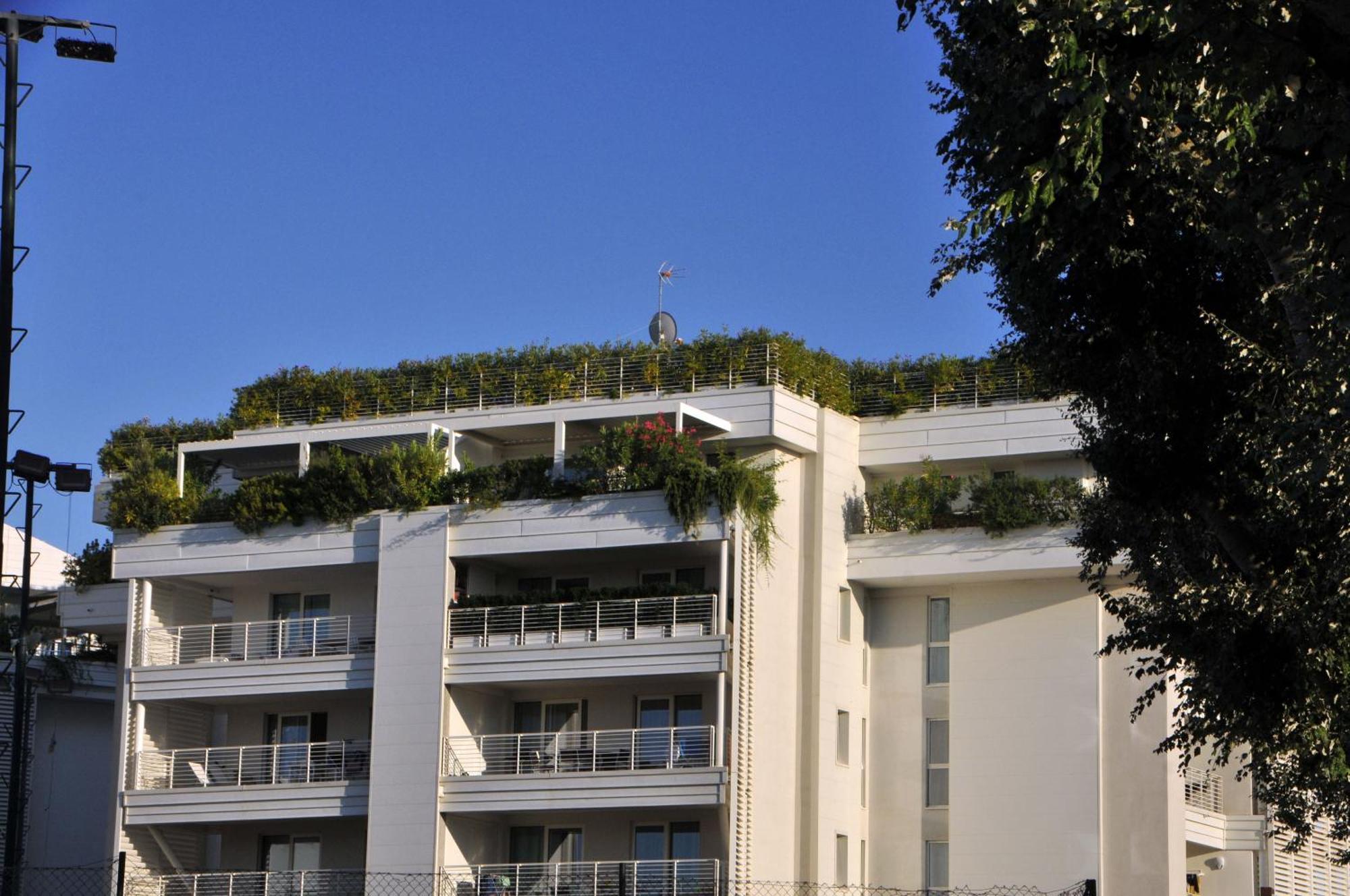 Aparthotel Marina Official 3*
